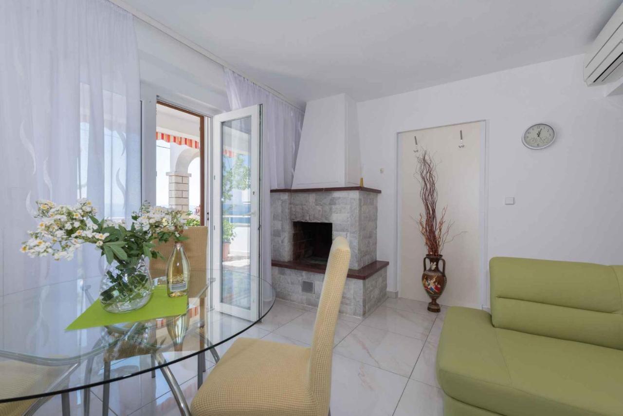 Apartments In Ravni/Istrien 30383 Exterior photo
